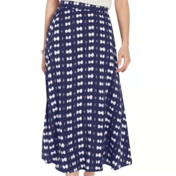 ann taylor navy a-line skirt with white bows (10) - Picture 1 of 9